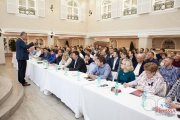 Тренер Владимир Моженков